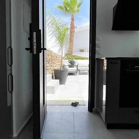 Daire Fantastic View Near The In